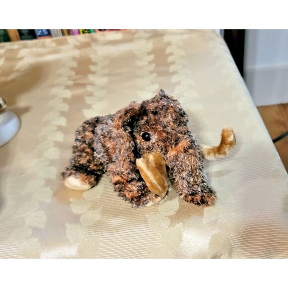 Giganto the Wooly Mammoth Ty Beanie Baby DOB December 17, 2000 sealed w TAG MINT - Picture 8 of 16